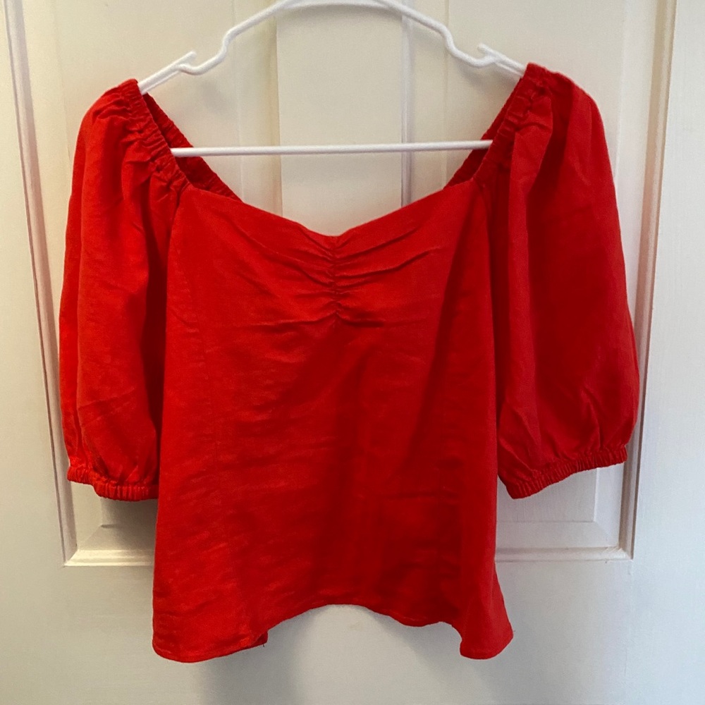 Red puff sleeve top (BRAND NEW)